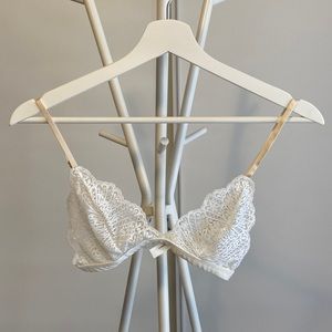Aritzia Wilfred Bralette